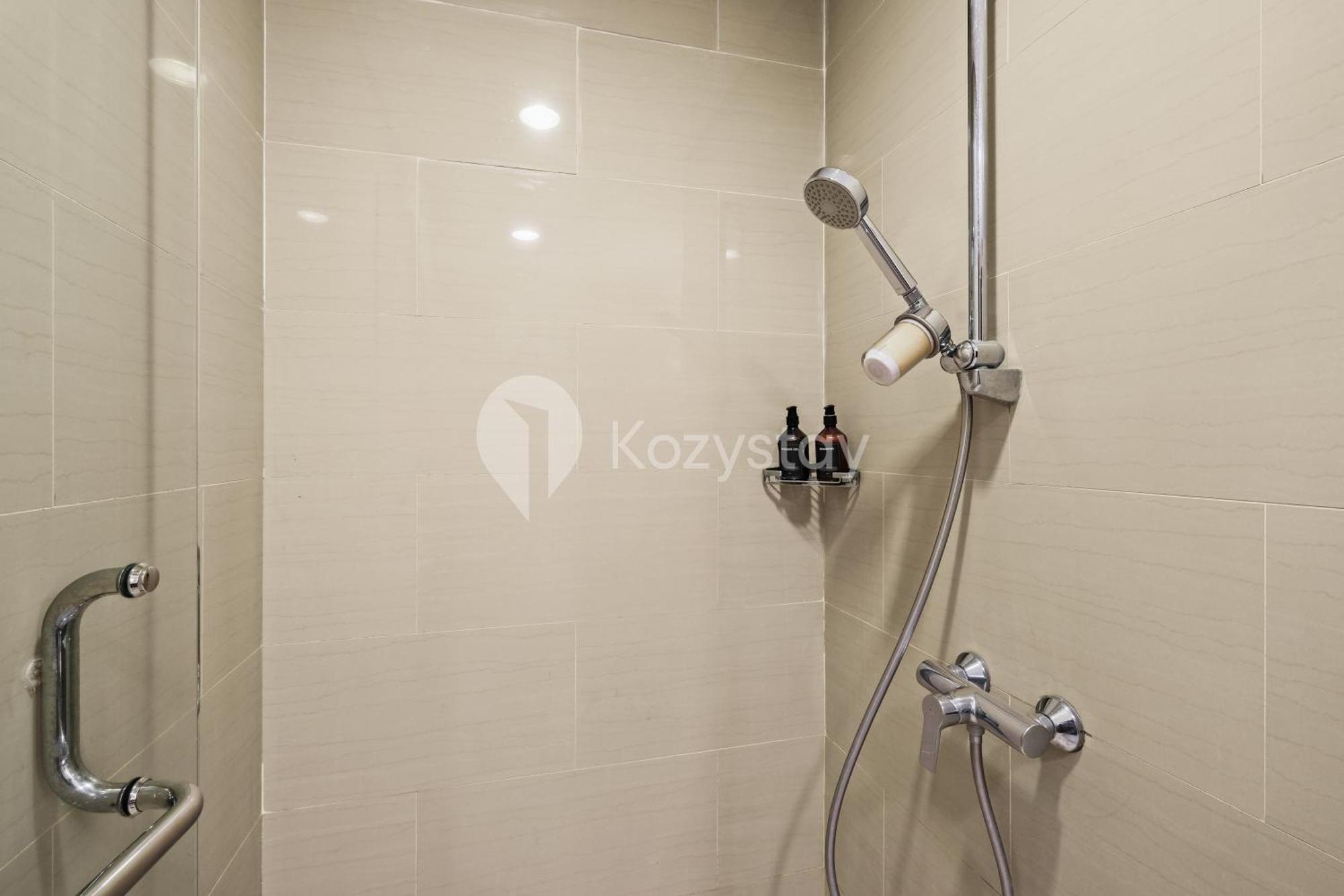 Apartemen Oak By Kozystay - 1br Indah